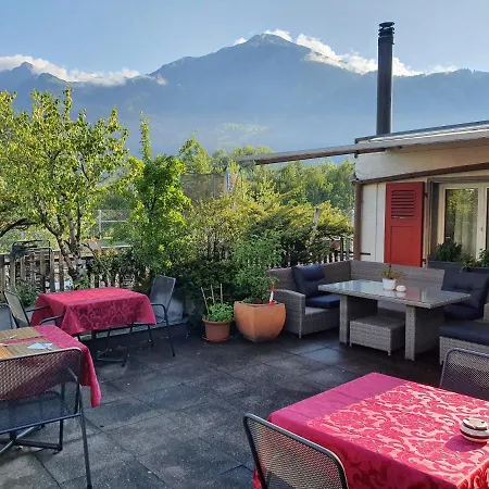 Haus Weibel Bed & Breakfast 3*