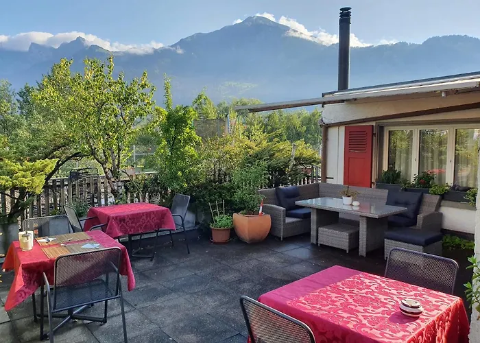 Haus Weibel Bed & Breakfast 3*