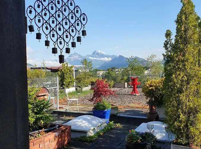 Alojamento de Acomodação e Pequeno-almoço Haus Weibel Landquart