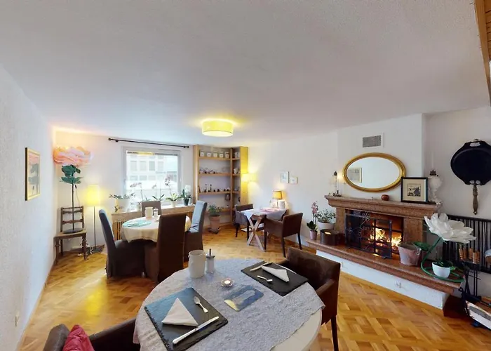 Bed & Breakfast Haus Weibel 3*