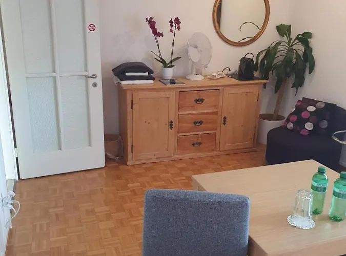 Alojamento de Acomodação e Pequeno-almoço Haus Weibel 3*