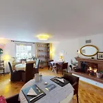 Frühstückspension Haus Weibel 3*
