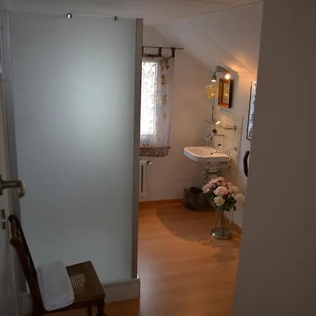 Bed & Breakfast Haus Weibel