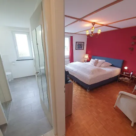 Haus Weibel Bed & Breakfast 3*