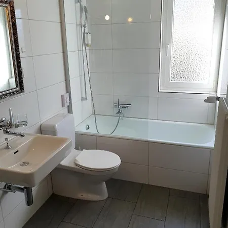 Haus Weibel Bed and Breakfast 3*